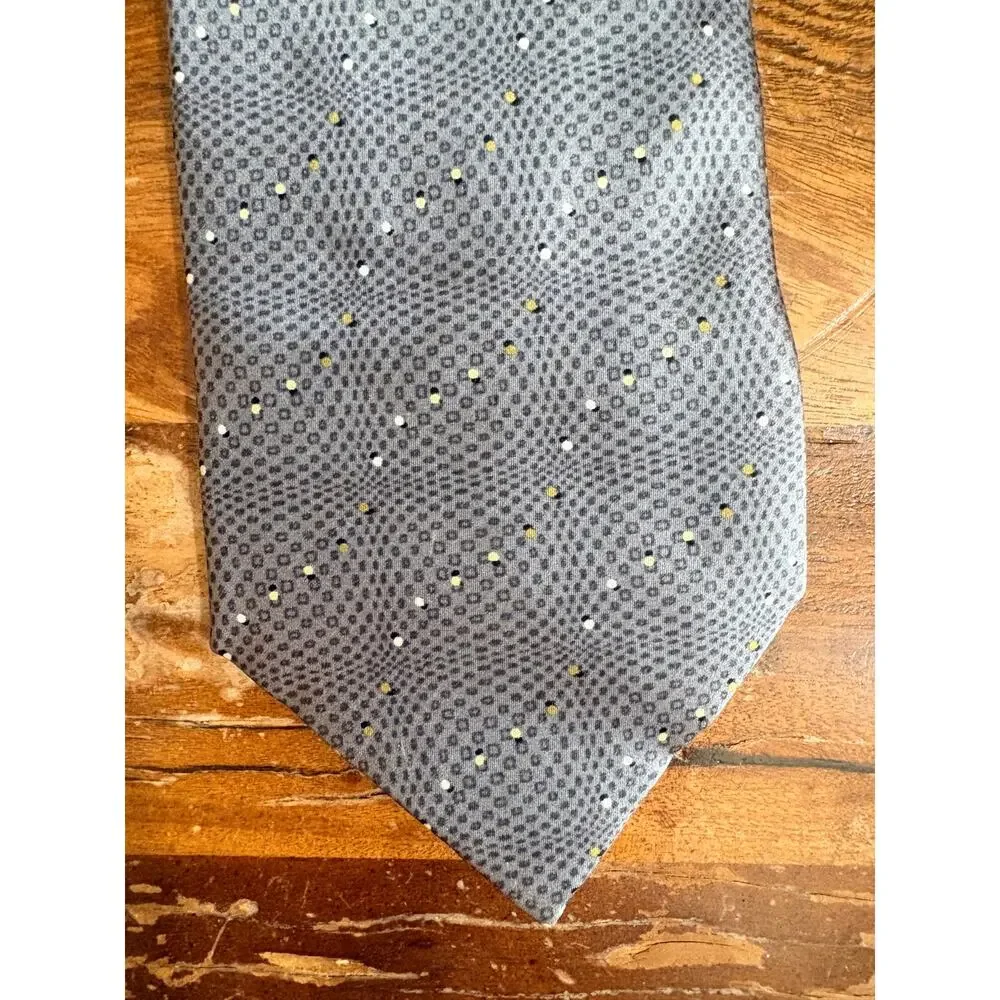 Alexander Lloyd 100% Silk Men’s Tie Gray Geometric Dot Pattern 62” Long